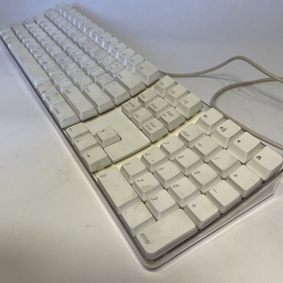 Apple Other - Apple A1048 USB Wired Keyboard w/ 2 USB Ports TESTED